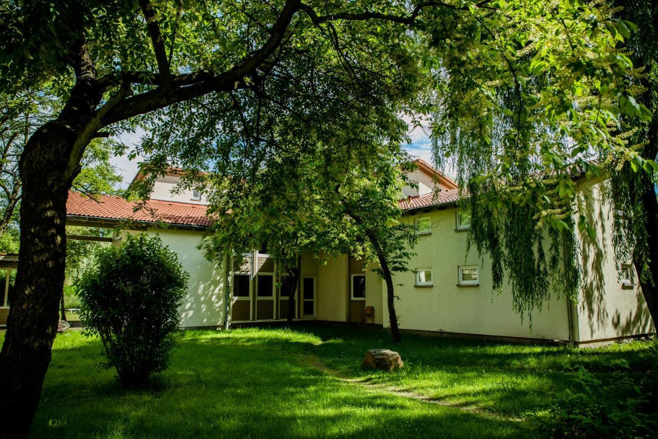 Miedzynarodowy Dom Spotkan Mlodziezy W Oswiecimiu Exterior foto
